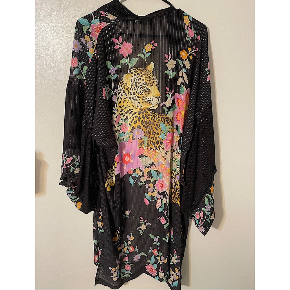 *RESERVED* Spell Jimi kimono